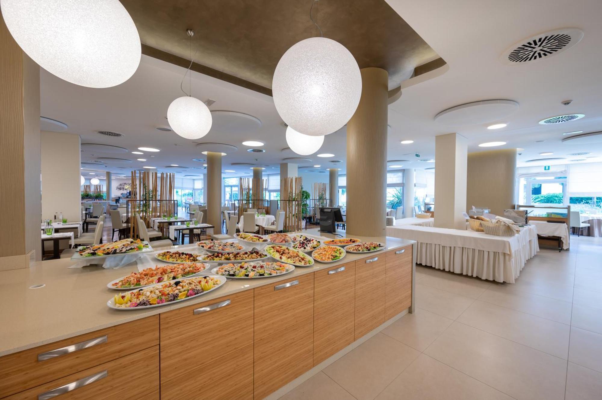 Hotel Laguna Park 4superior 4*