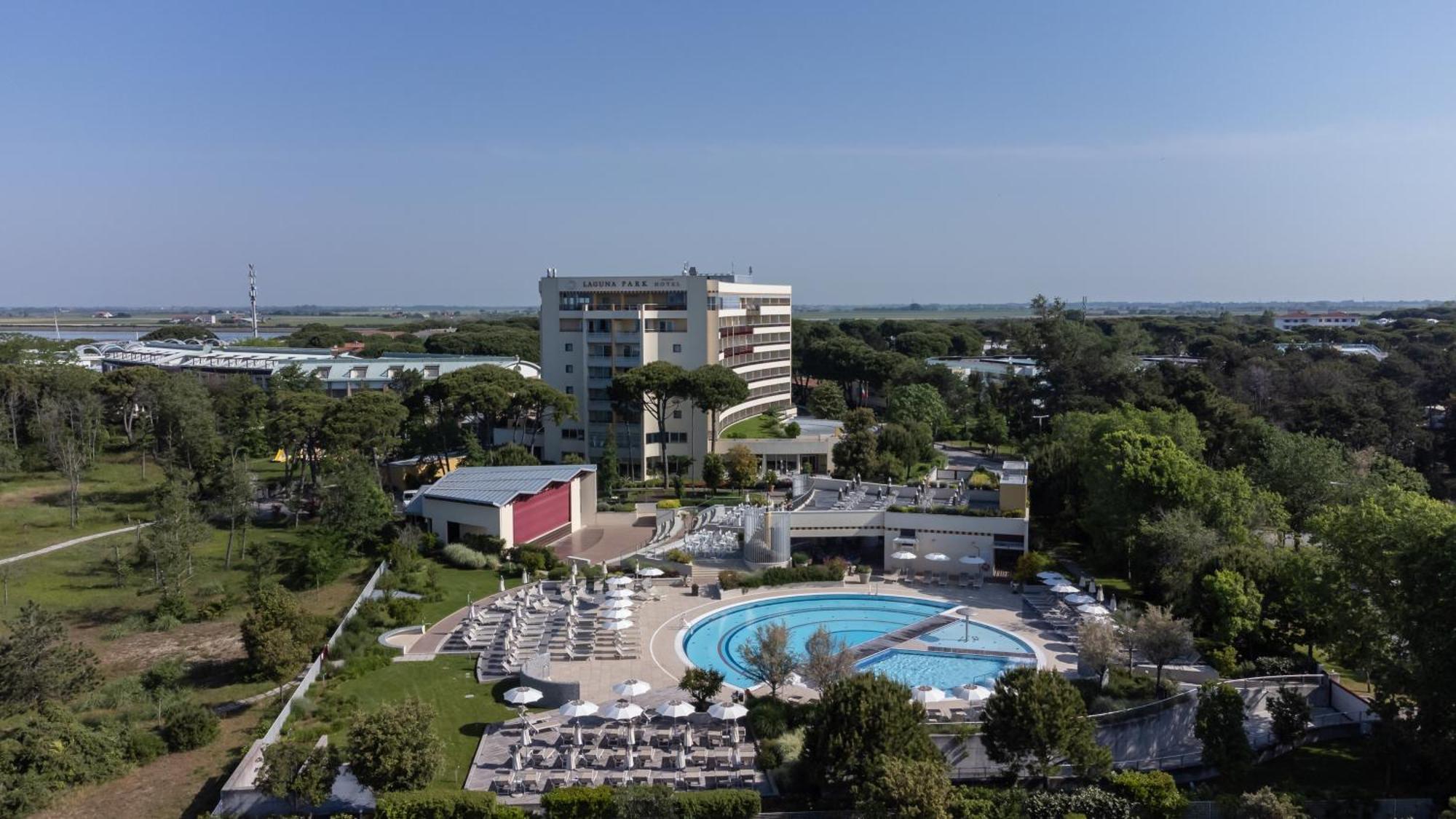 Laguna Park 4superior Hotel 4*